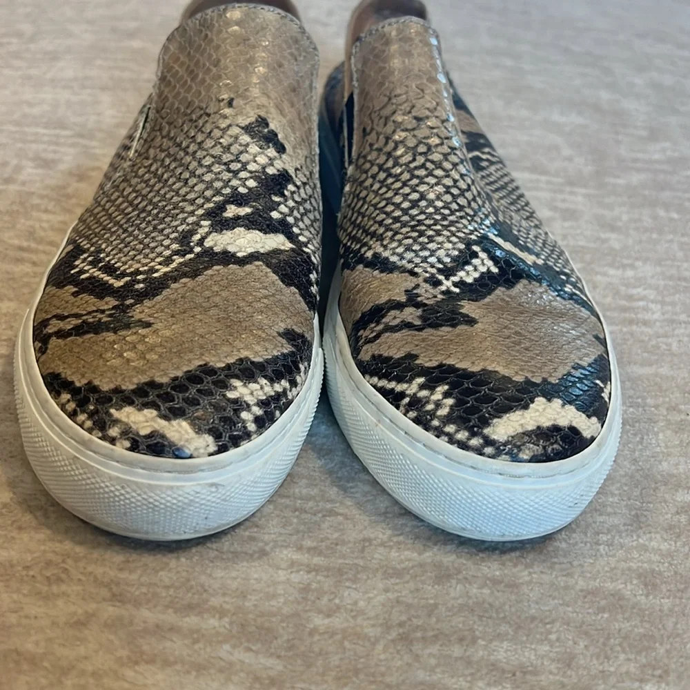 Aquatalia Shoes Snakeskin Embossed Leather Slip On Sneakers - Picture 2 of 6